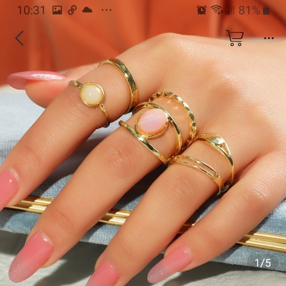 Jewlery - Picture 4 of 5